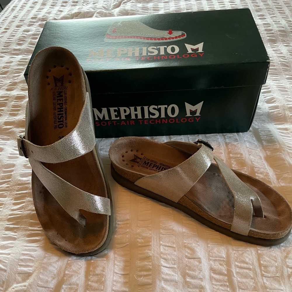 Mephisto Helen sandal silver size: 39 US 9